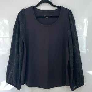 Soft Surroundings Black Solid Shirt With Lace Puff Sleeve Style 2FZ37 Sz Large